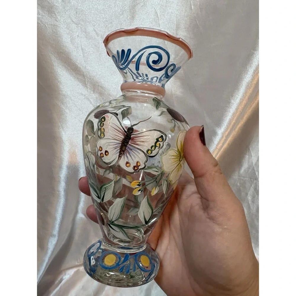 Vintage Tracy Porter Hand Painted Glass Floral Butterfly Bud Vase Ruffled edge